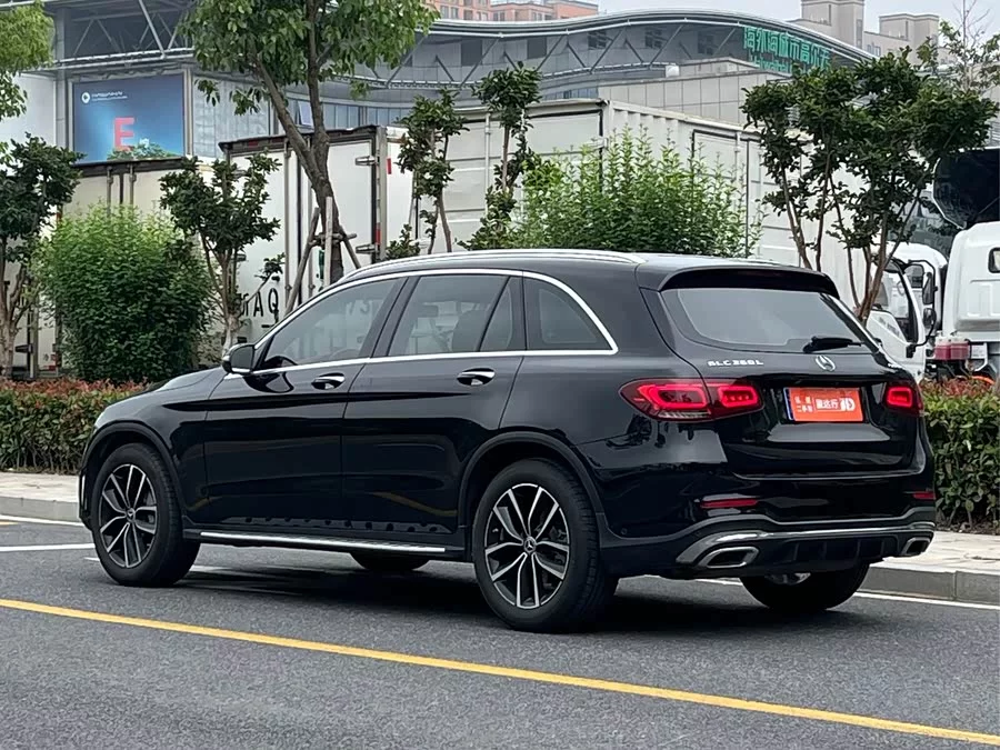 Mercedes Benz GLC