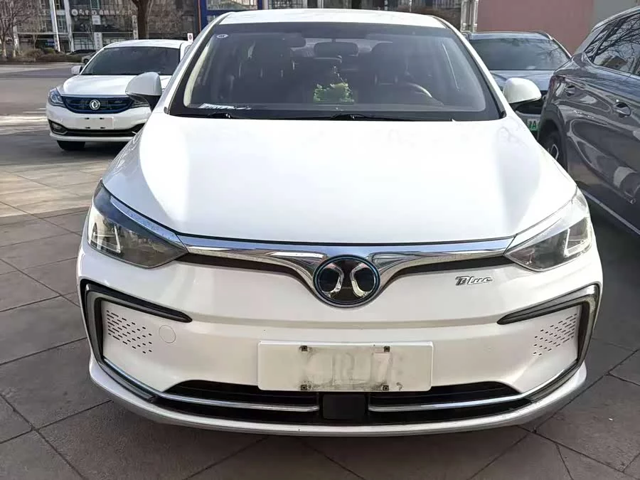 BAIC Beijing EU5