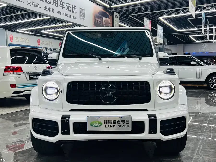 Mercedes Benz G-rated