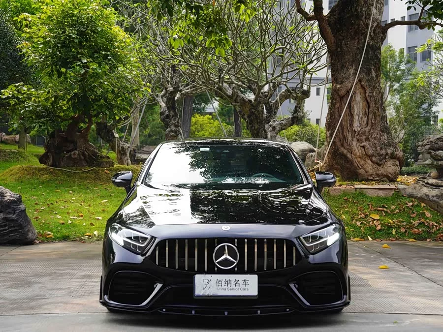 Mercedes Benz CLS