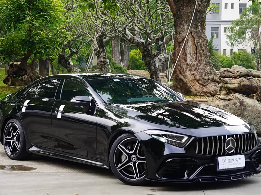 Mercedes Benz CLS