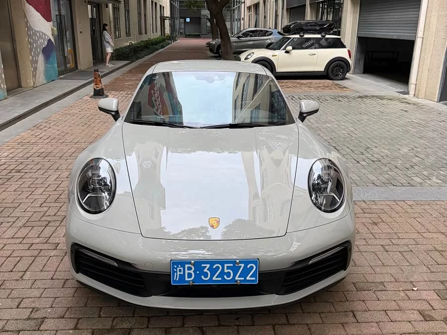 Porsche 911