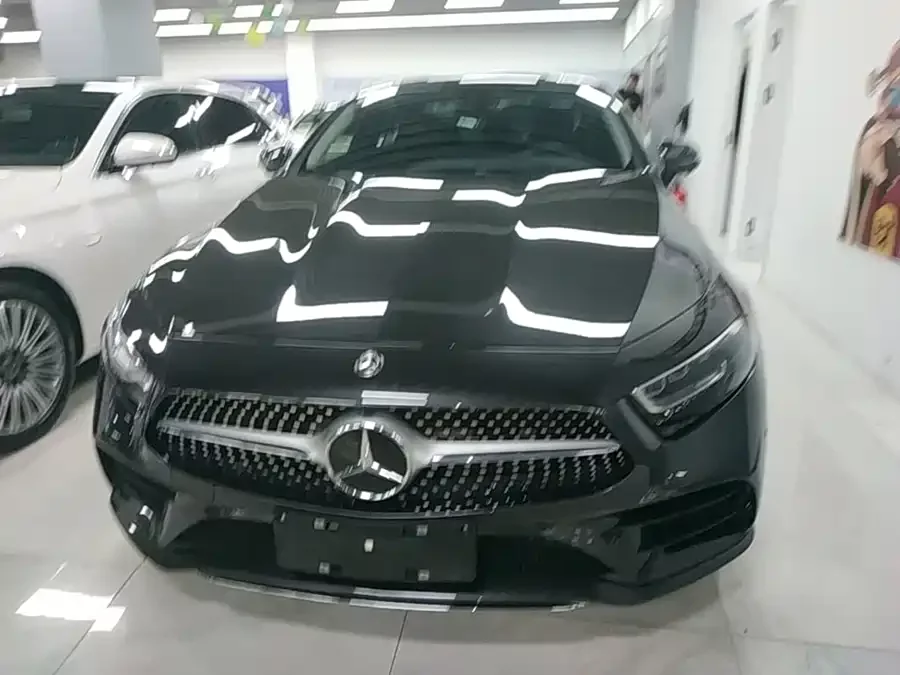 Mercedes Benz CLS