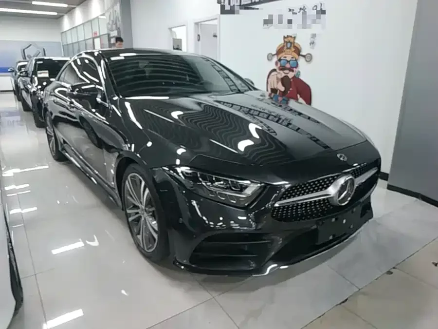 Mercedes Benz CLS
