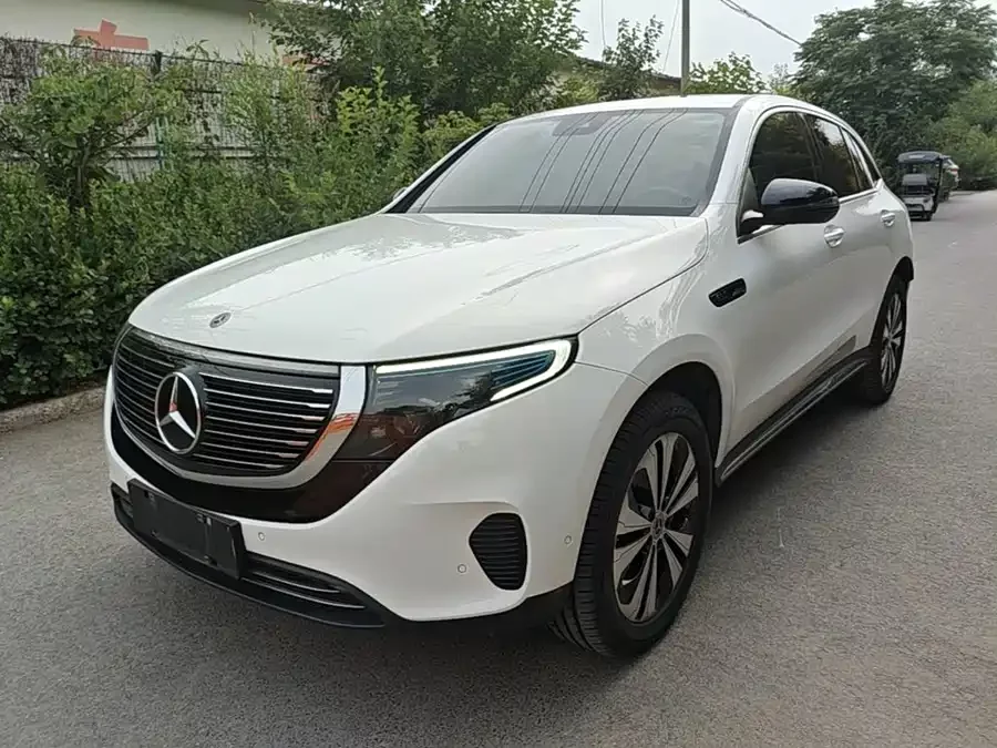 Mercedes Benz EQC