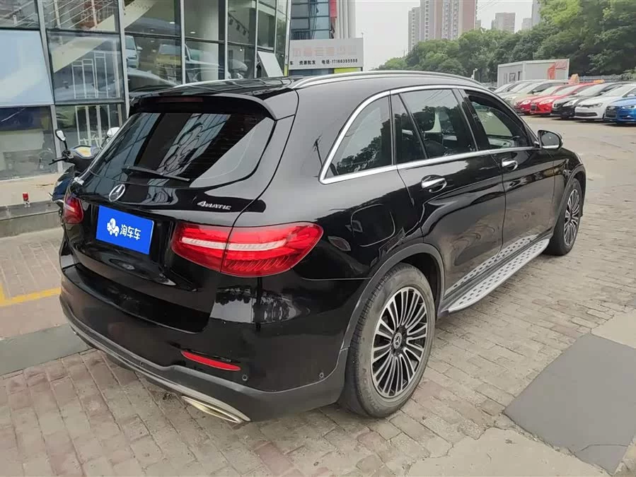Mercedes Benz GLC