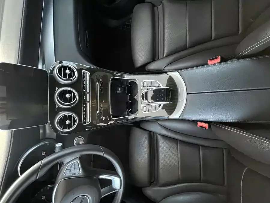 Mercedes Benz GLC