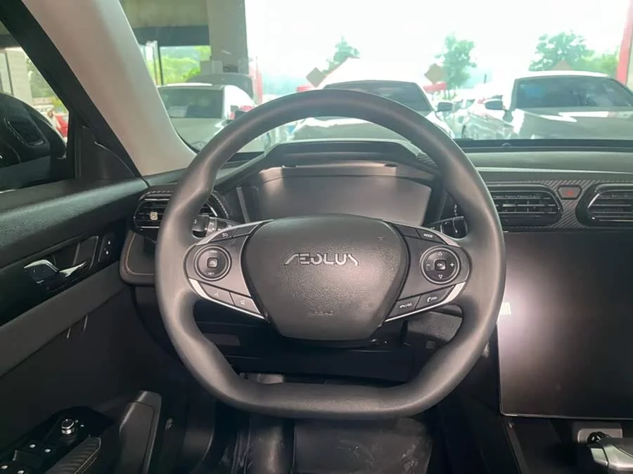 Dongfeng Yixuan