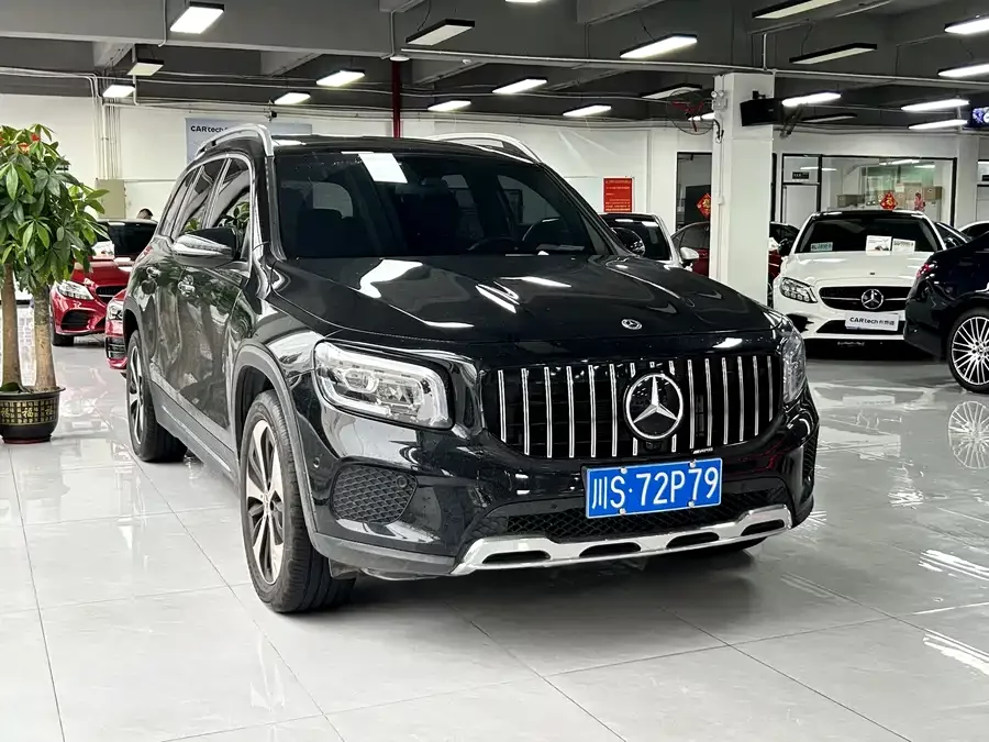 Mercedes Benz GLB