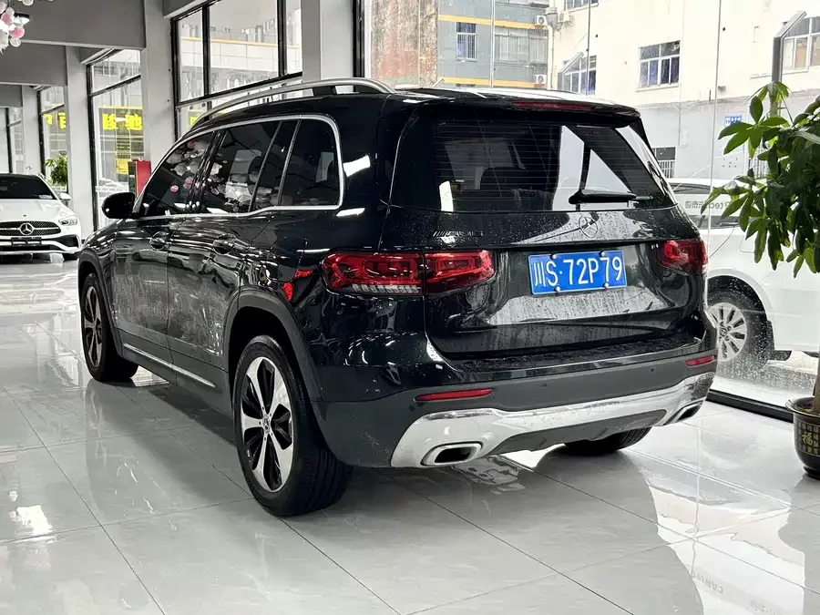 Mercedes Benz GLB