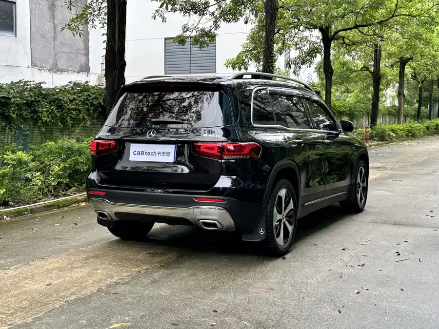 Mercedes Benz GLB