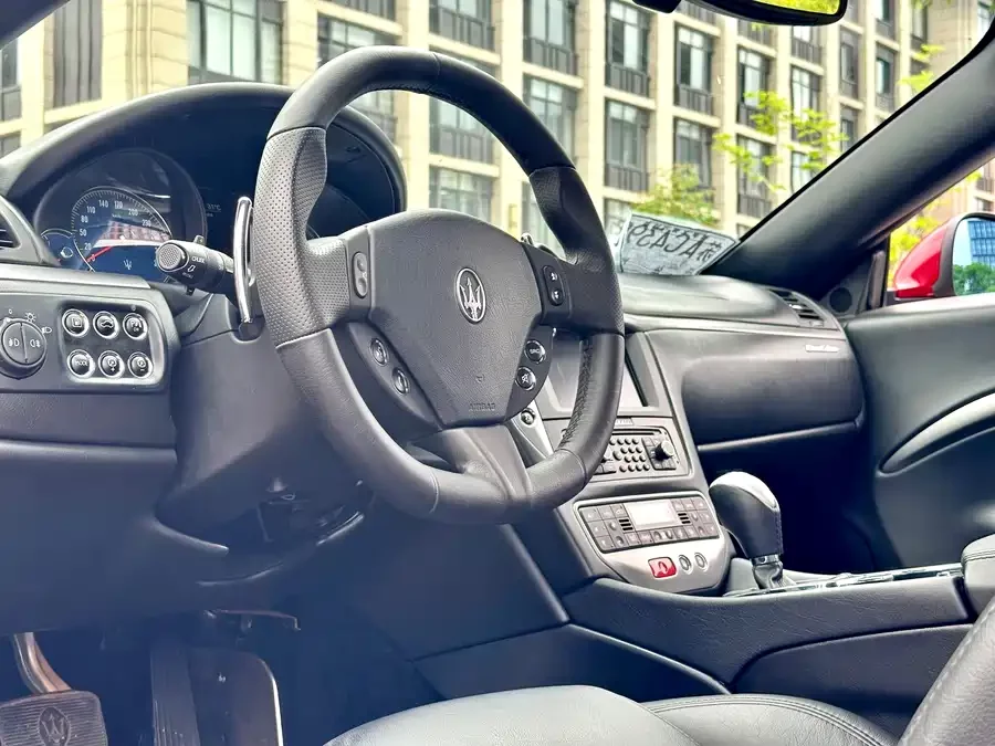 Maserati GranCabrio