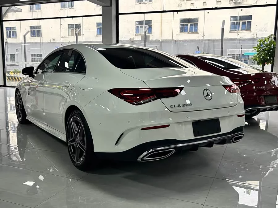 Mercedes-Benz CLA