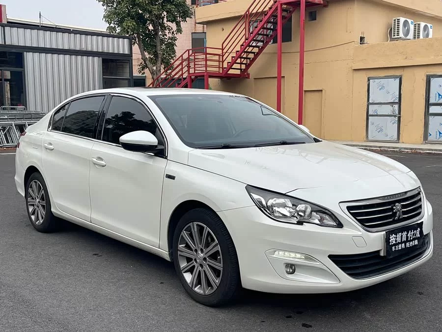 Peugeot 408