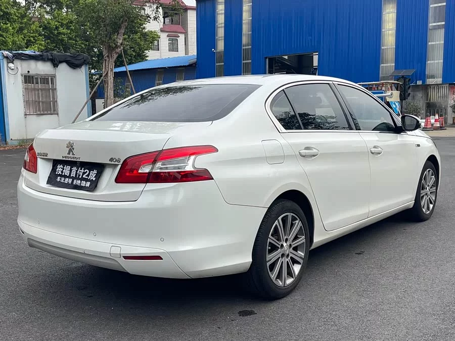 Peugeot 408