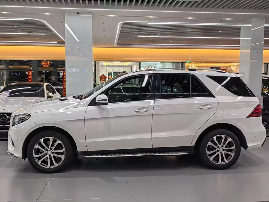 Mercedes Benz GLE (Imported)
