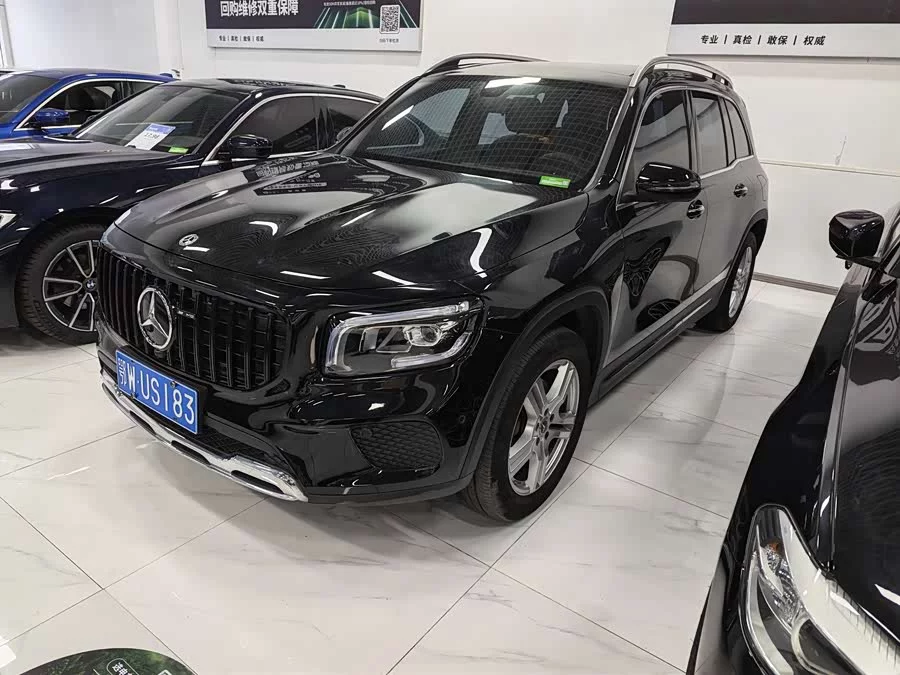 Mercedes Benz GLB