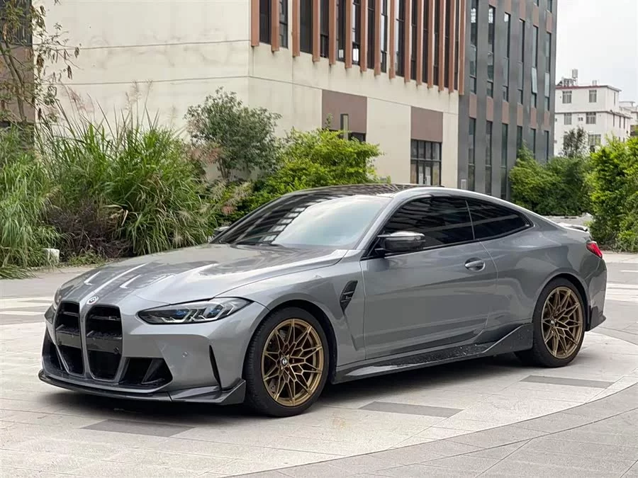 BMW M4