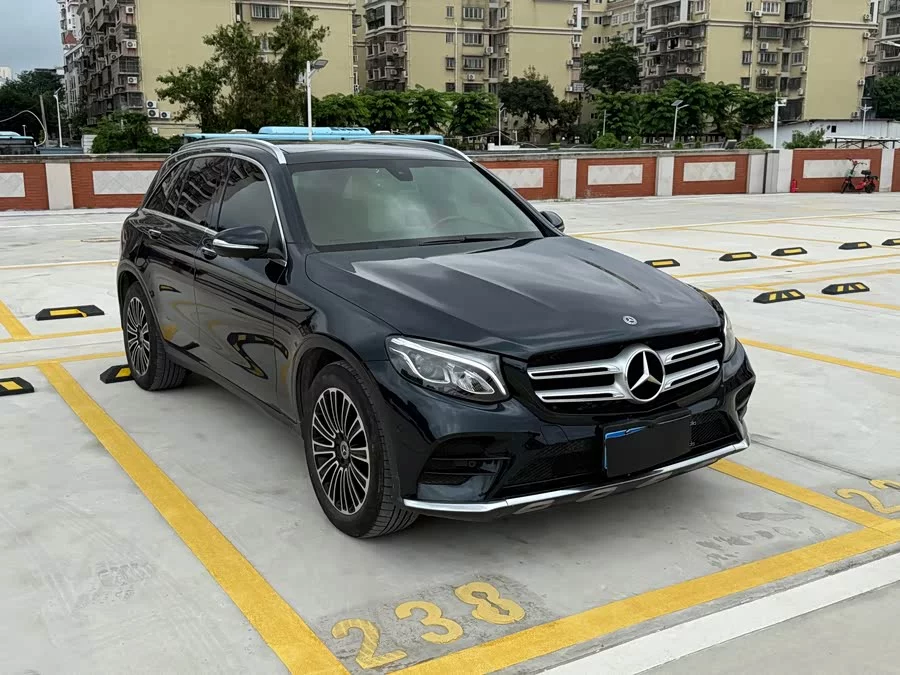 Mercedes Benz GLC