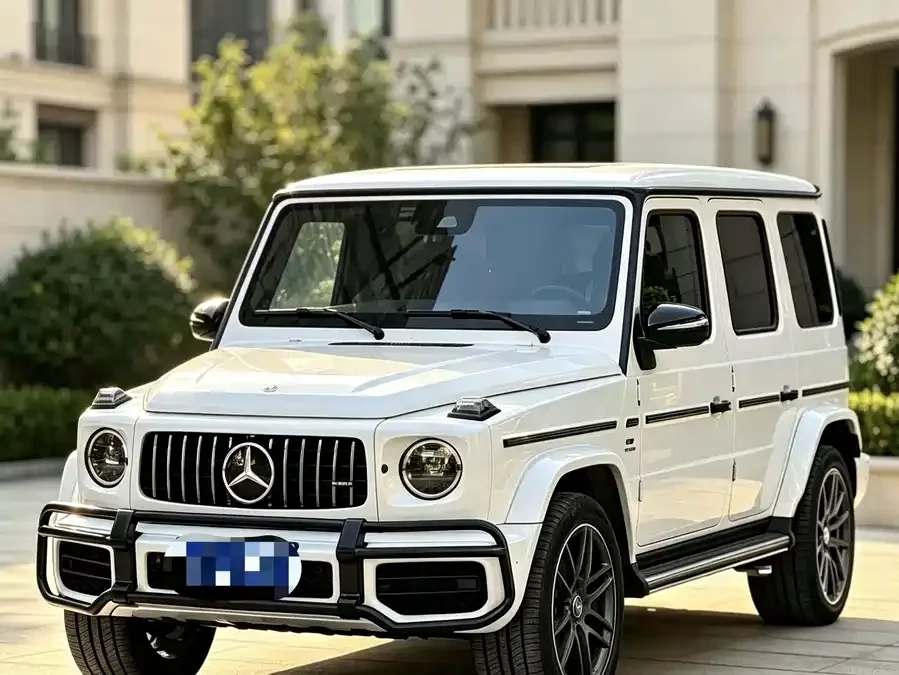 Mercedes Benz G-rated