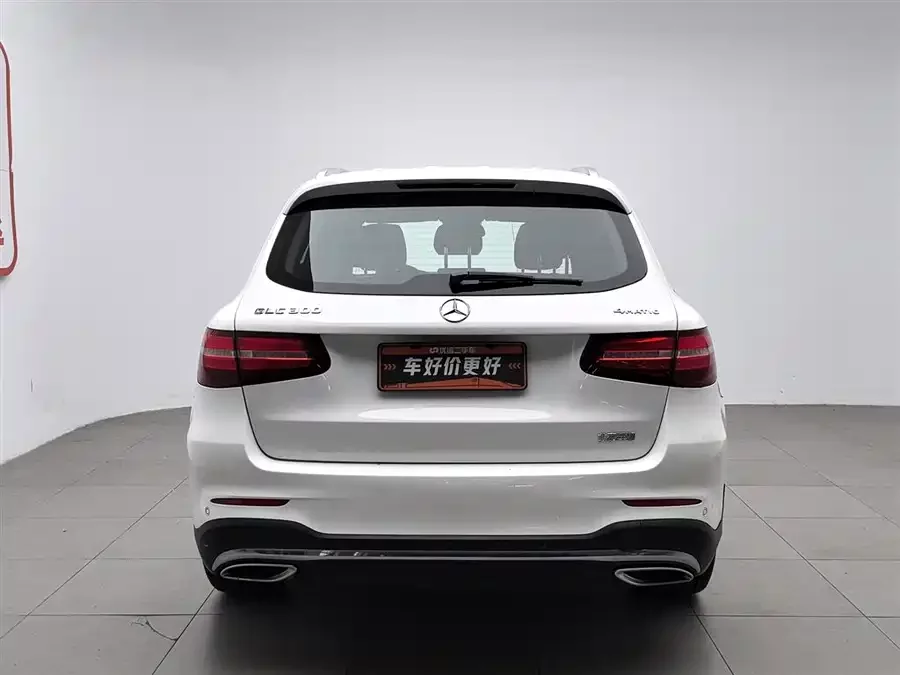 Mercedes Benz GLC