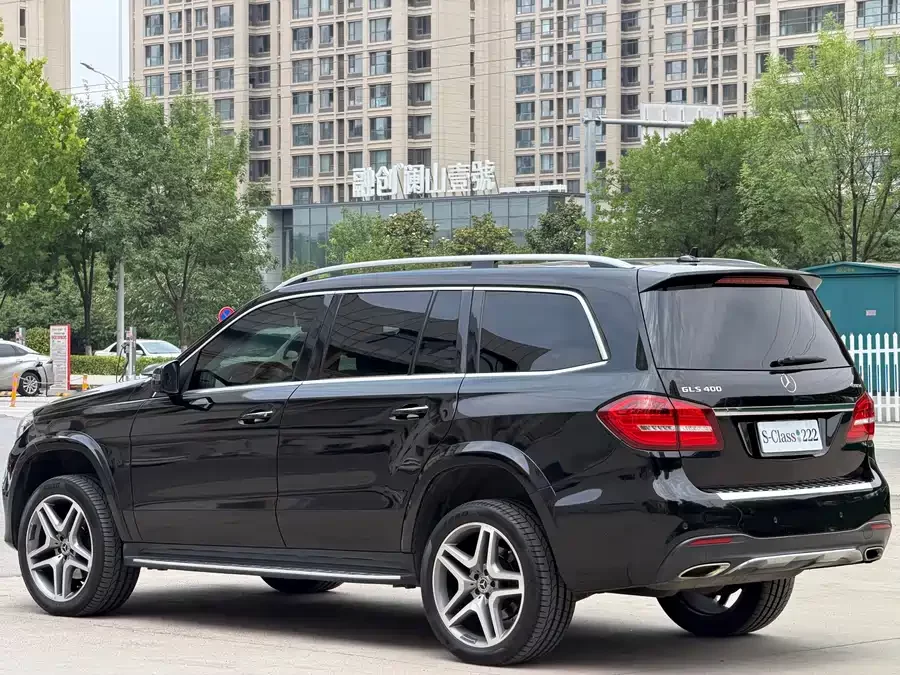 Mercedes Benz GLS