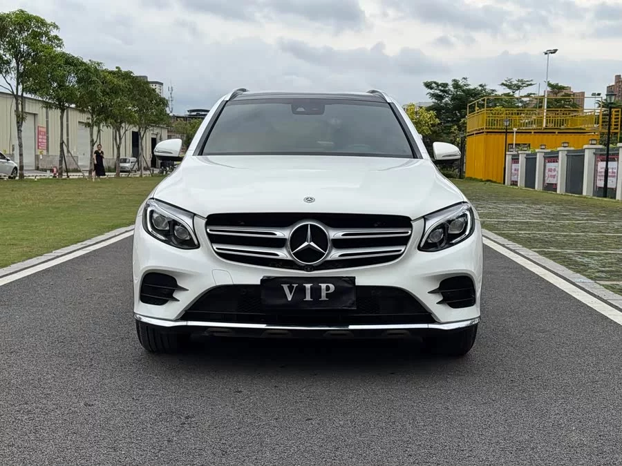 Mercedes Benz GLC