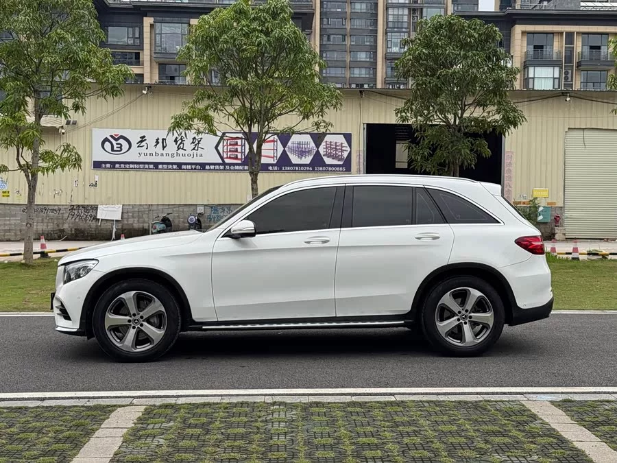 Mercedes Benz GLC
