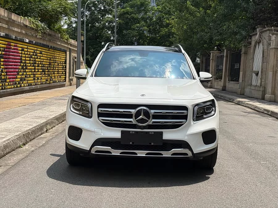 Mercedes Benz GLB