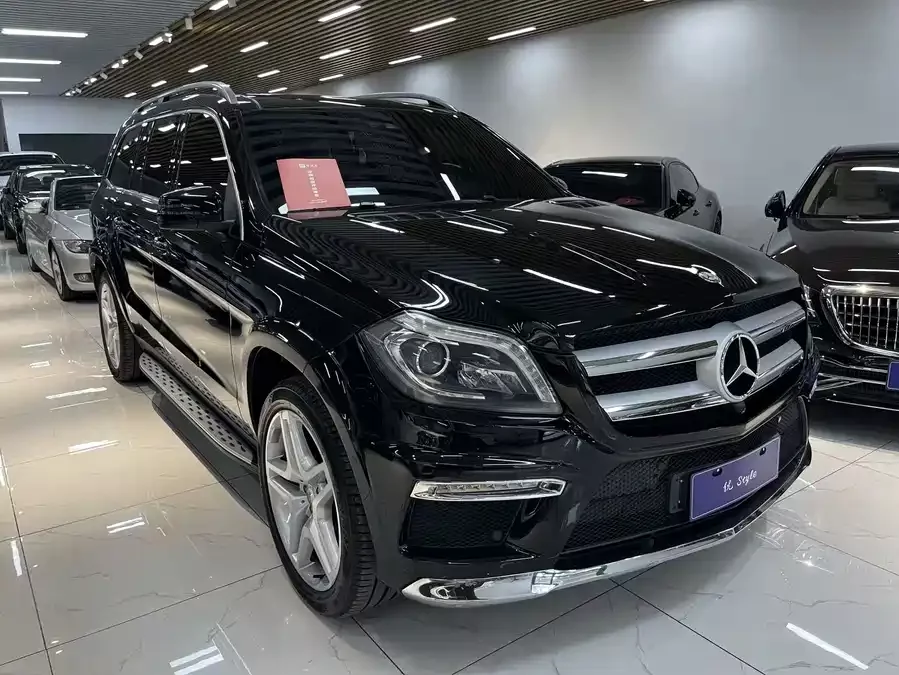 Mercedes Benz GL-Class