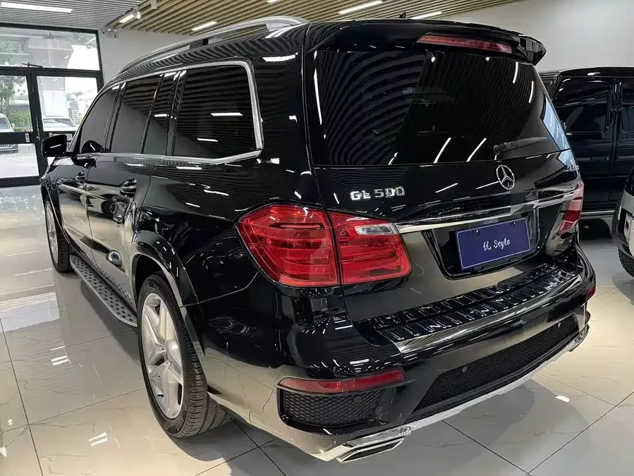 Mercedes Benz GL-Class