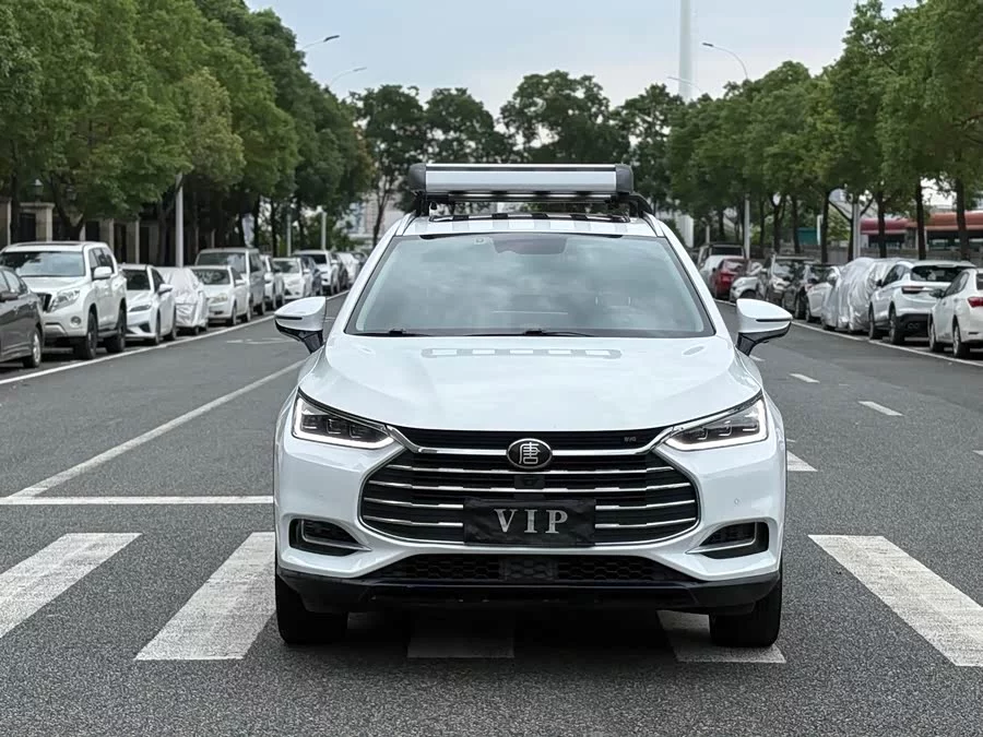 BYD Tang