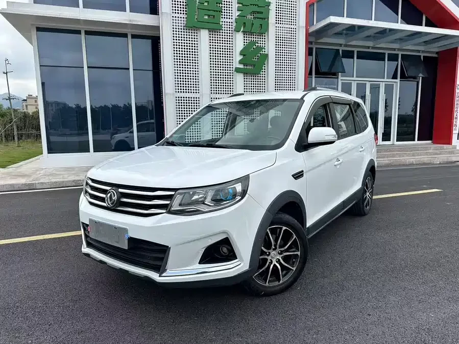 Dongfeng Fengxing SX6