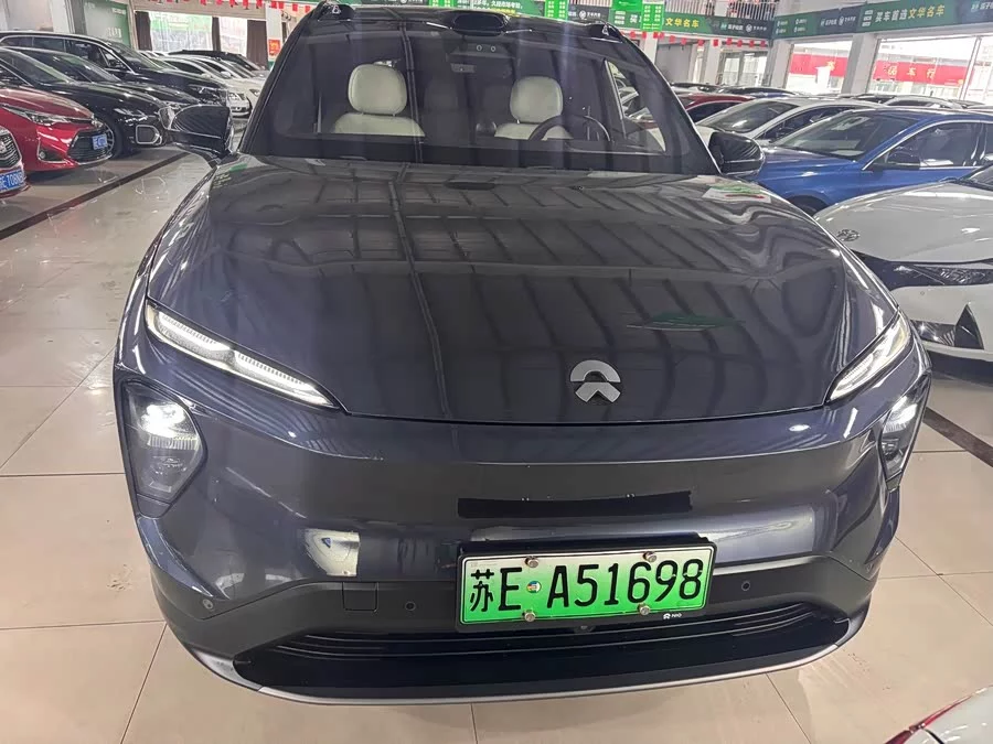 NIO ES7