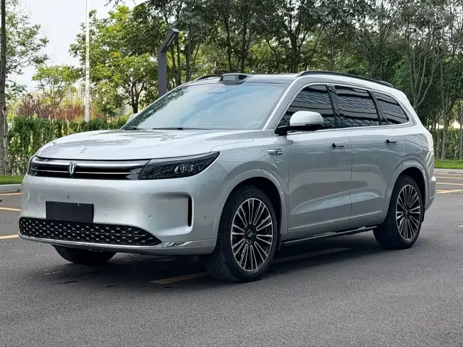 AITO Wenjie M7