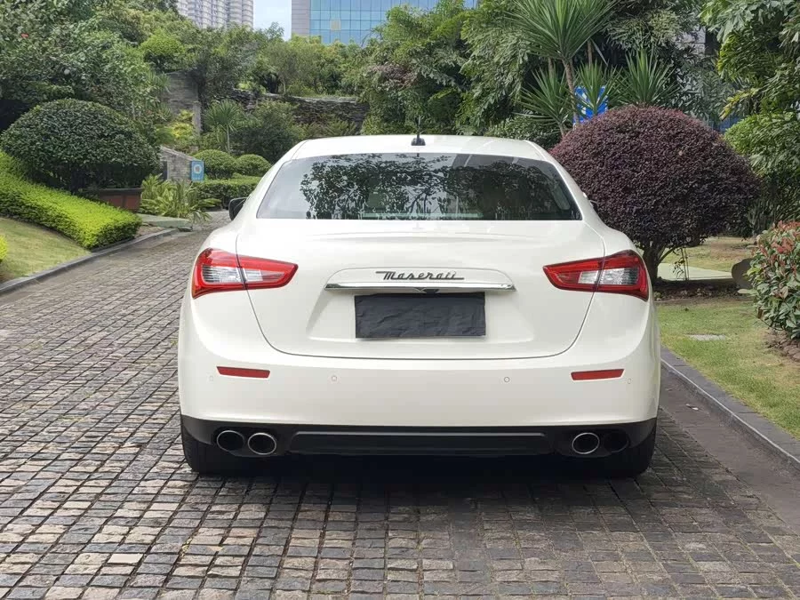 Maserati Ghibli