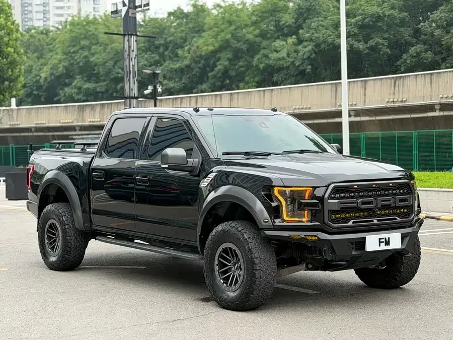 Ford F-150 Raptor