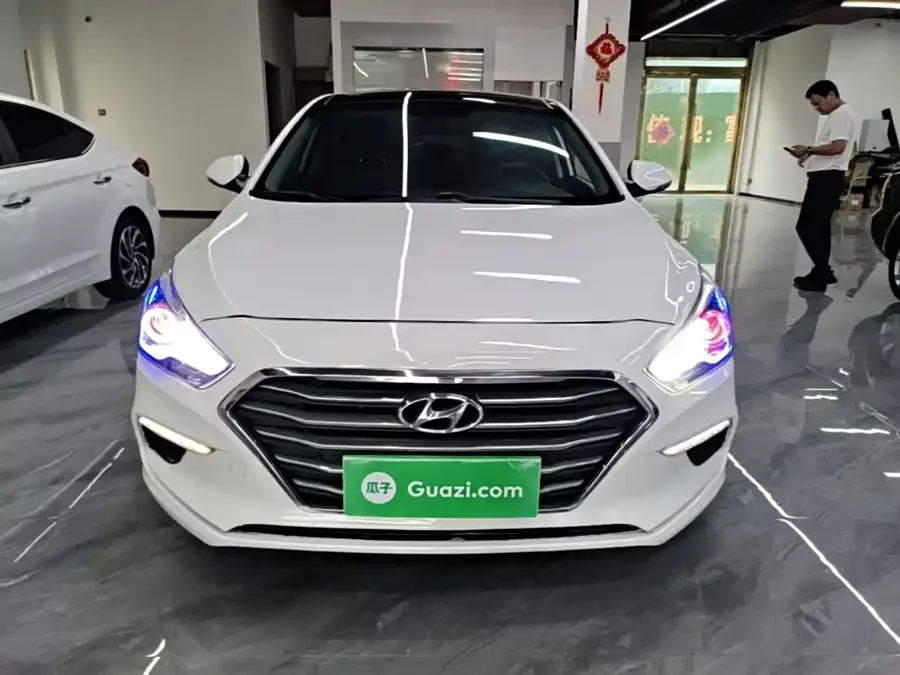 Hyundai Mistra