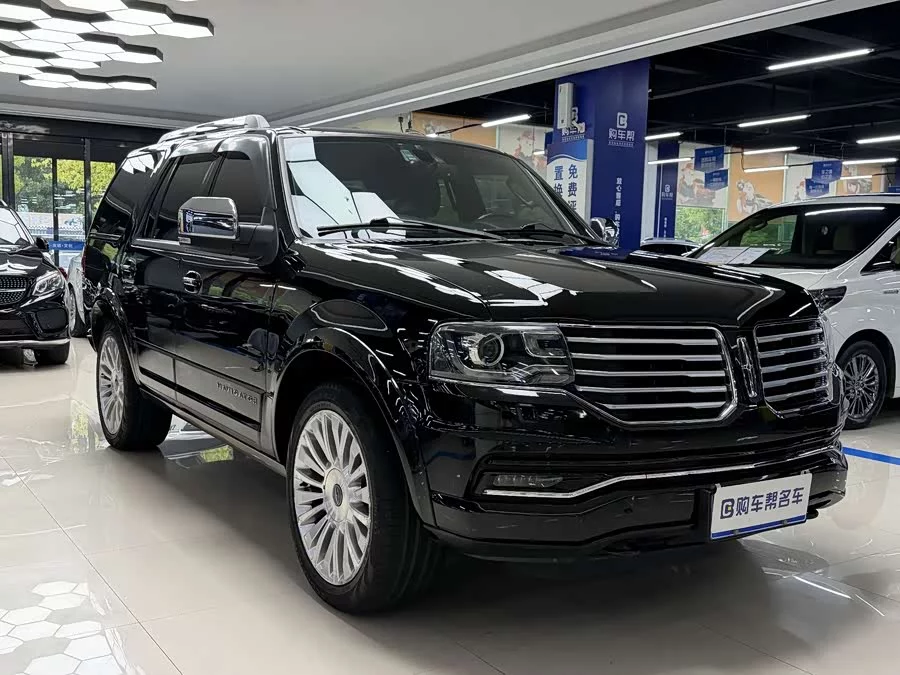 Lincoln Navigator