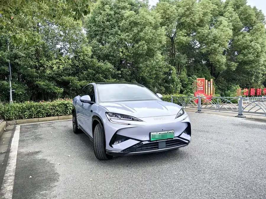 BYD Sea Lion 07 EV