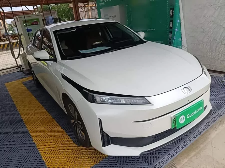 Changan A05