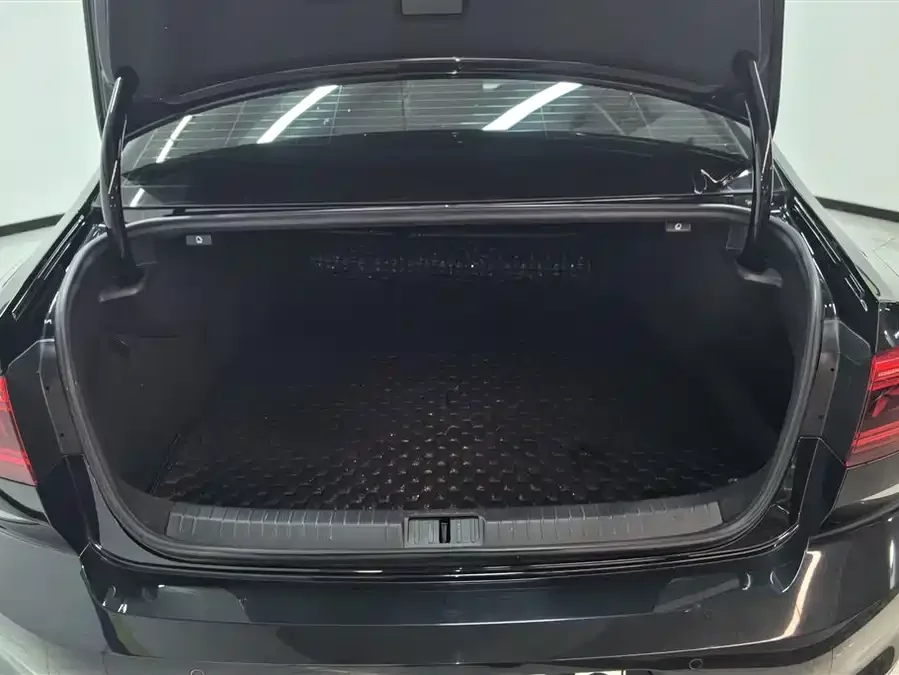 Volkswagen Magotan PHEV