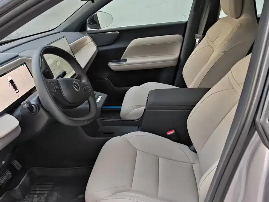 Volvo XC70 plug-in hybrid