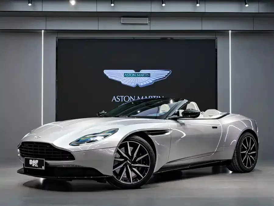 Aston Martin DB11