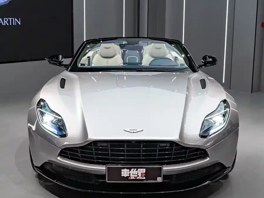 Aston Martin DB11