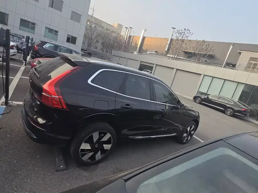 Volvo XC60 Plug-in Hybrid