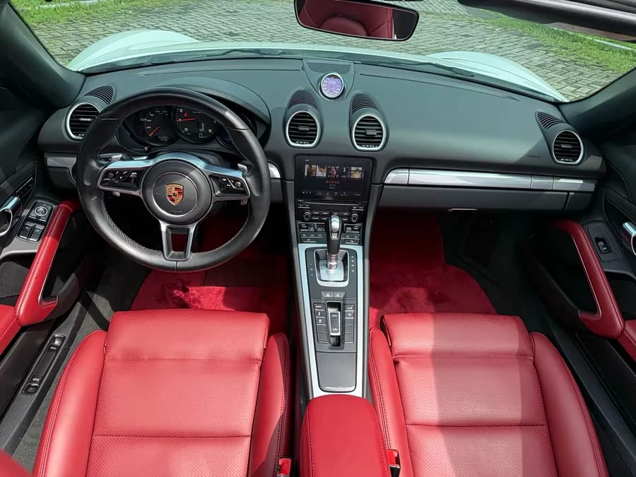 Porsche 718