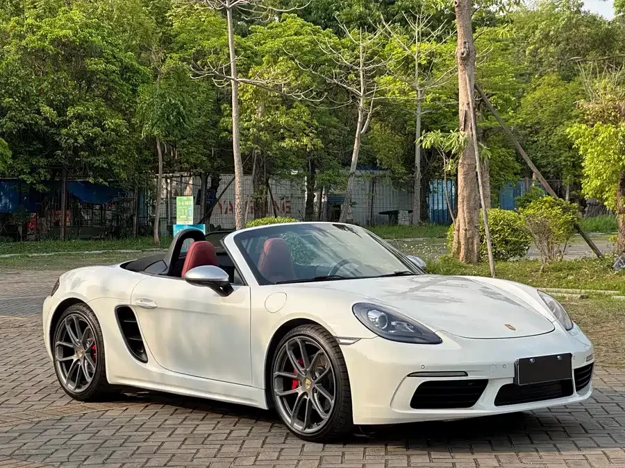 Porsche 718