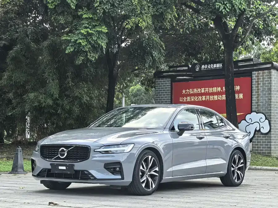 Volvo S60