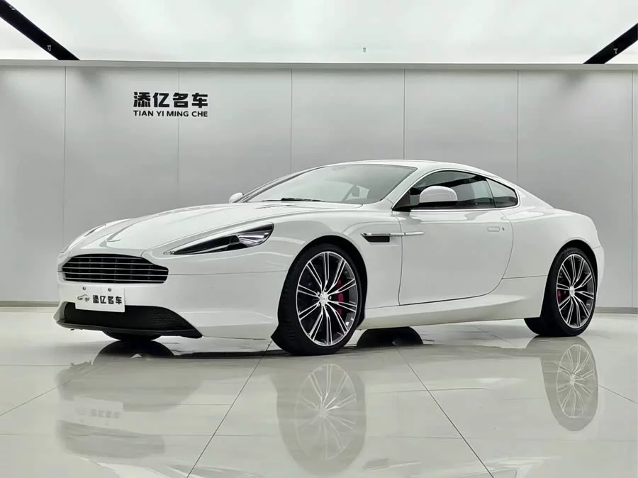 Aston Martin DB9
